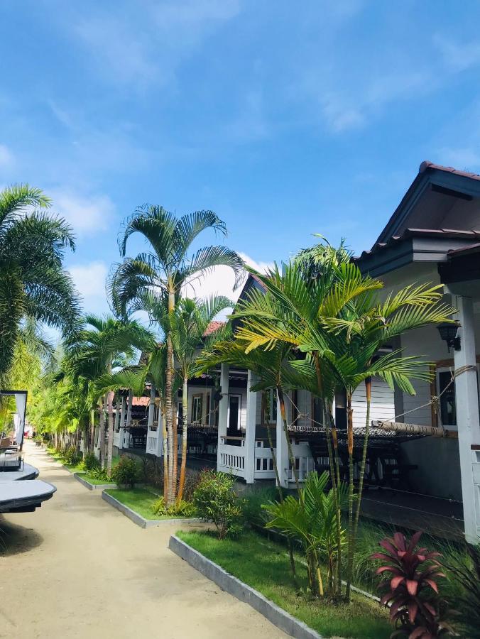 Haad Yao Bungalows Exterior photo