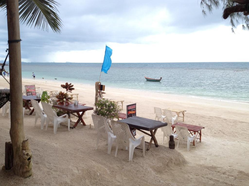Haad Yao Bungalows Exterior photo