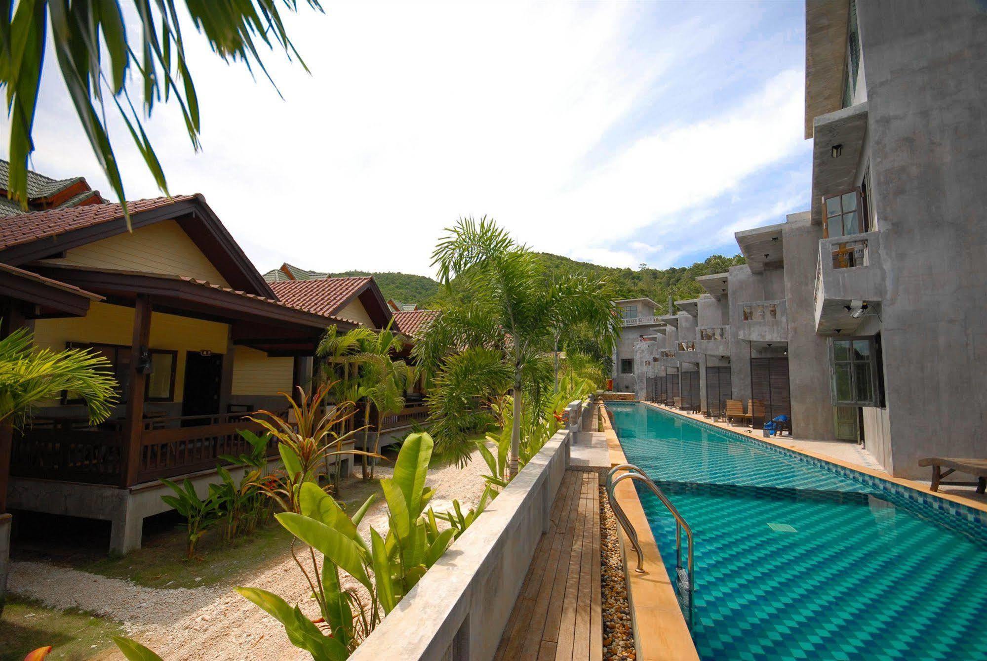 Haad Yao Bungalows Exterior photo