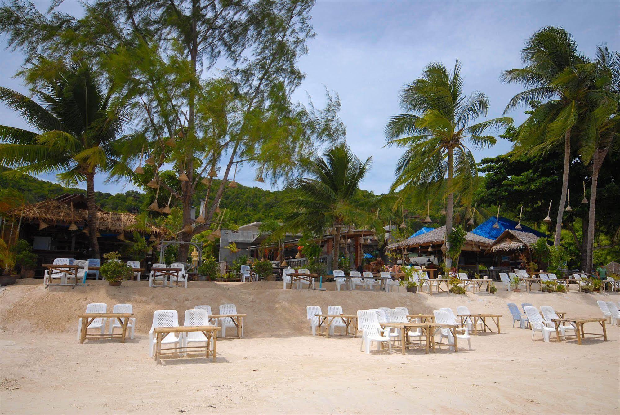 Haad Yao Bungalows Exterior photo